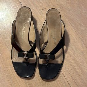 SALVATORE FERRAGAMO SANDALS size 9